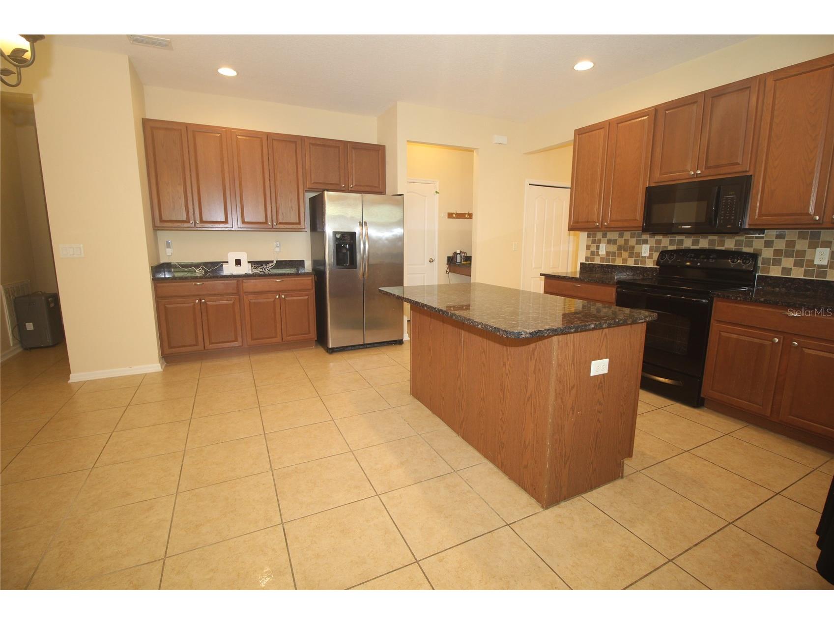 2803 Moonstone Bend Kissimmee FL 34758 GC539279 image6
