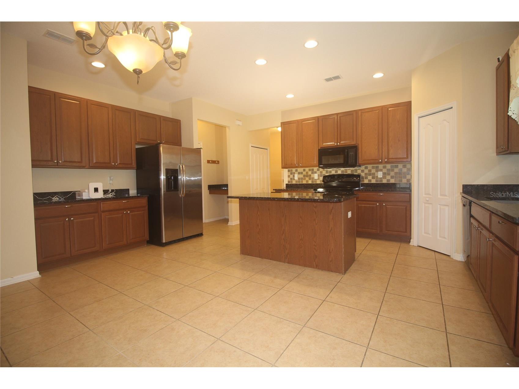 2803 Moonstone Bend Kissimmee FL 34758 GC539279 image7