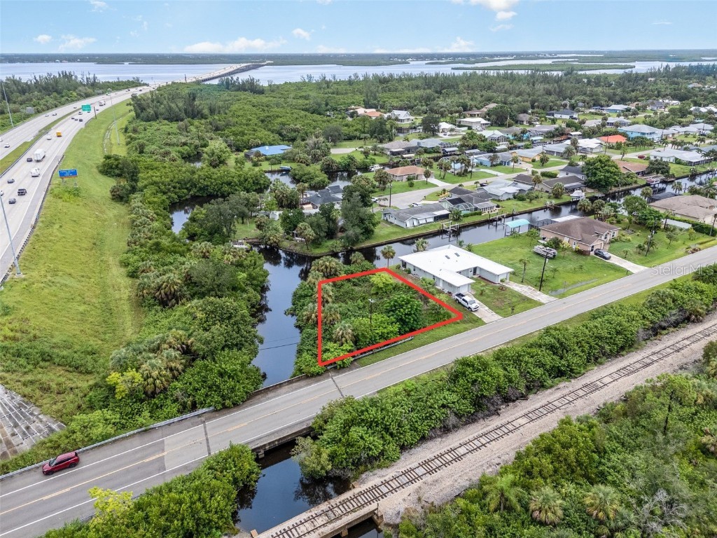 2803 Riverside Drive Punta Gorda FL 33950 - BAY HARBOR WATERWAY TB8421478 image4