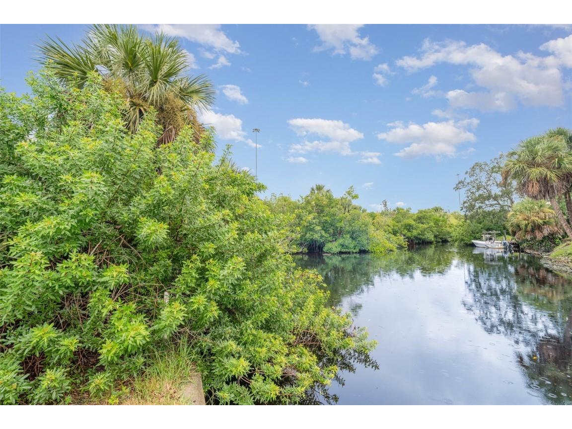 2803 Riverside Drive Punta Gorda FL 33950 - BAY HARBOR WATERWAY TB8421478 image9