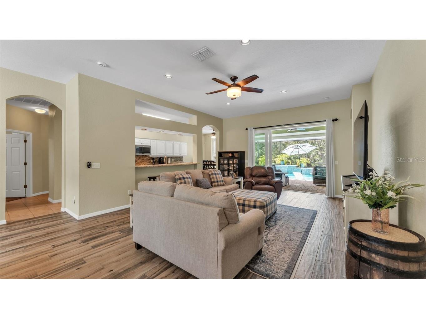 2803 Spring Meadow Drive Plant City FL 33566 L4956411 image14