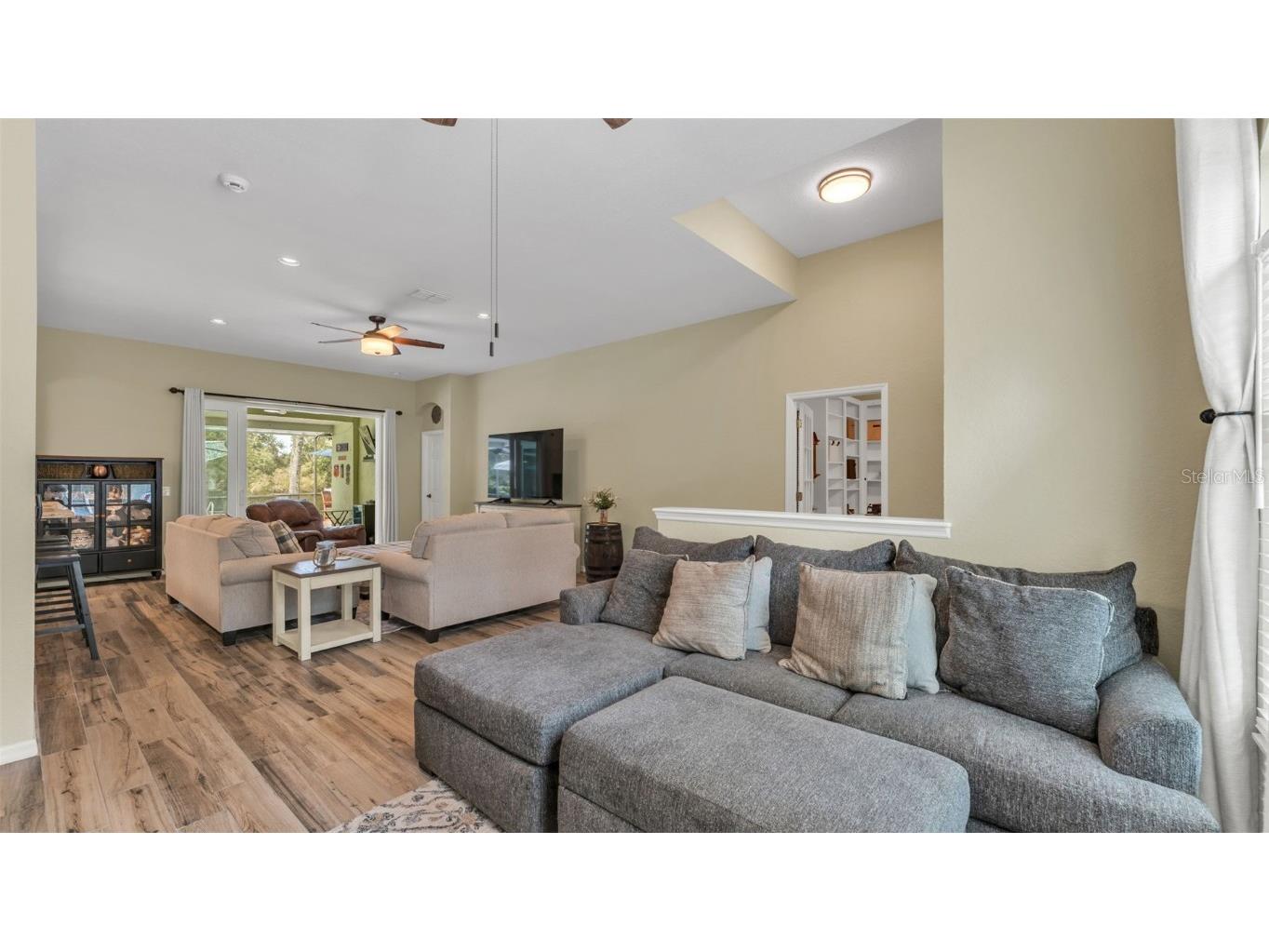 2803 Spring Meadow Drive Plant City FL 33566 L4956411 image9