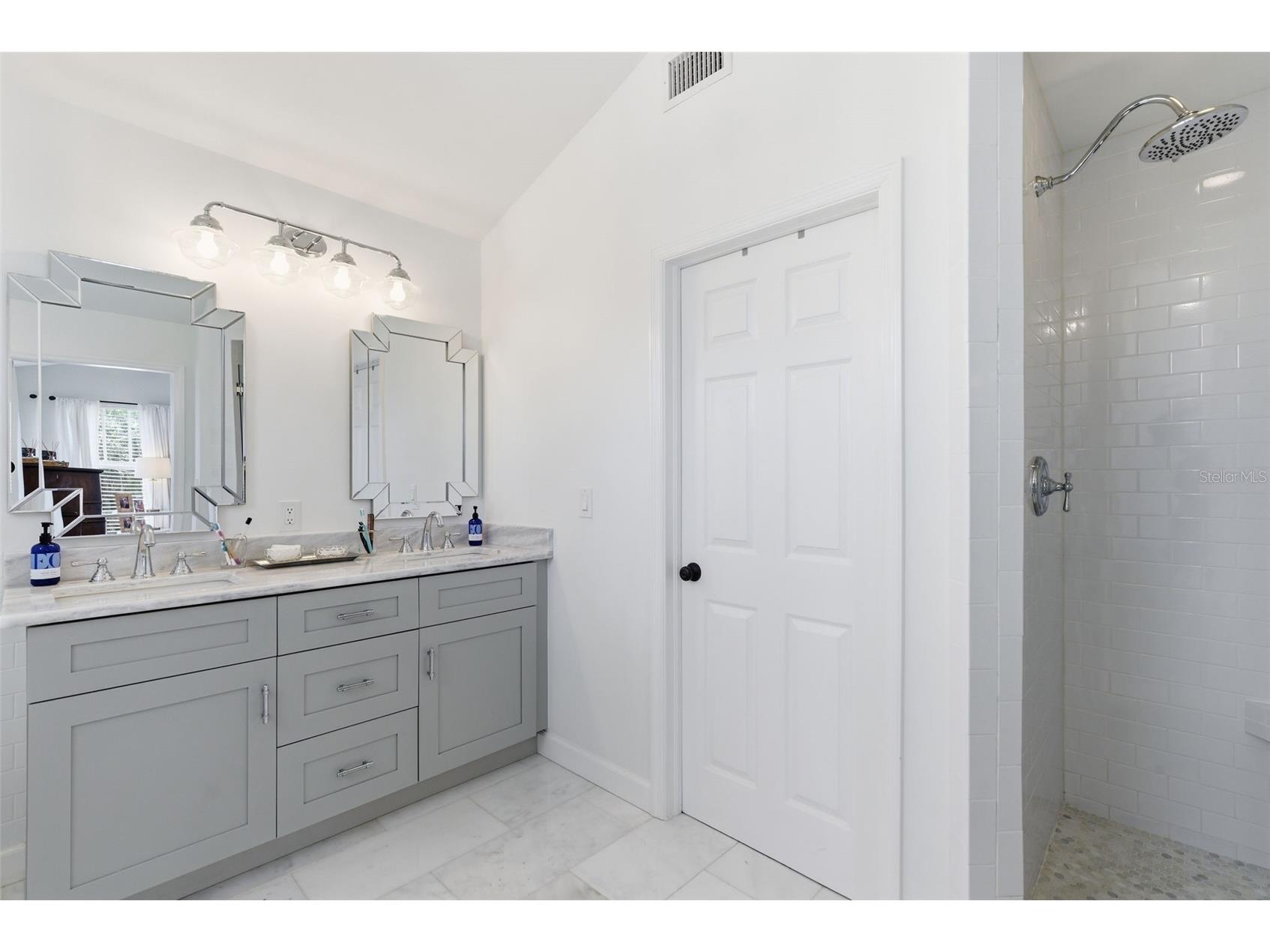 2803 W Averill Avenue Tampa FL 33611 TB8512283 image29