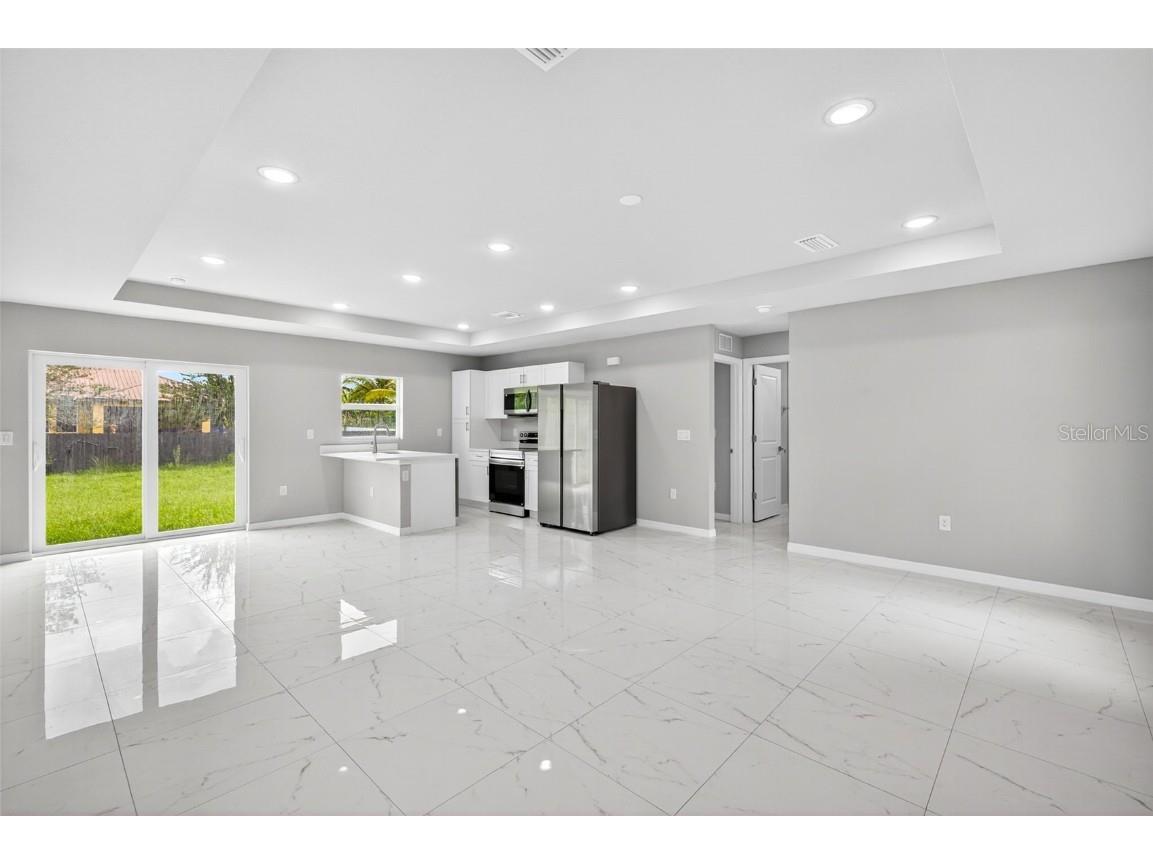 2804 64th Street W Lehigh Acres FL 33971 O6350764 image3