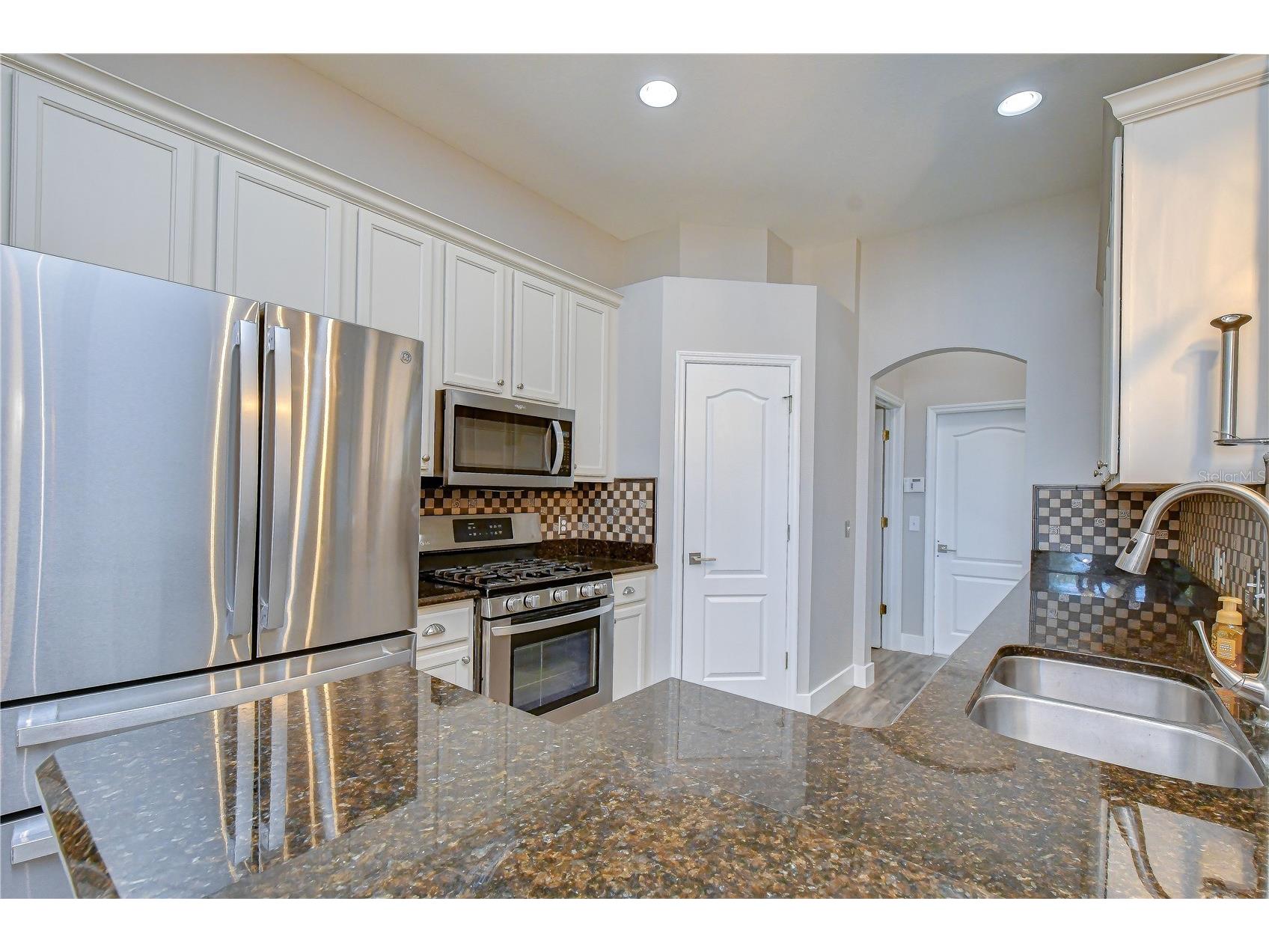 2804 Abbey Grove Drive Valrico FL 33594 TB8517115 image13