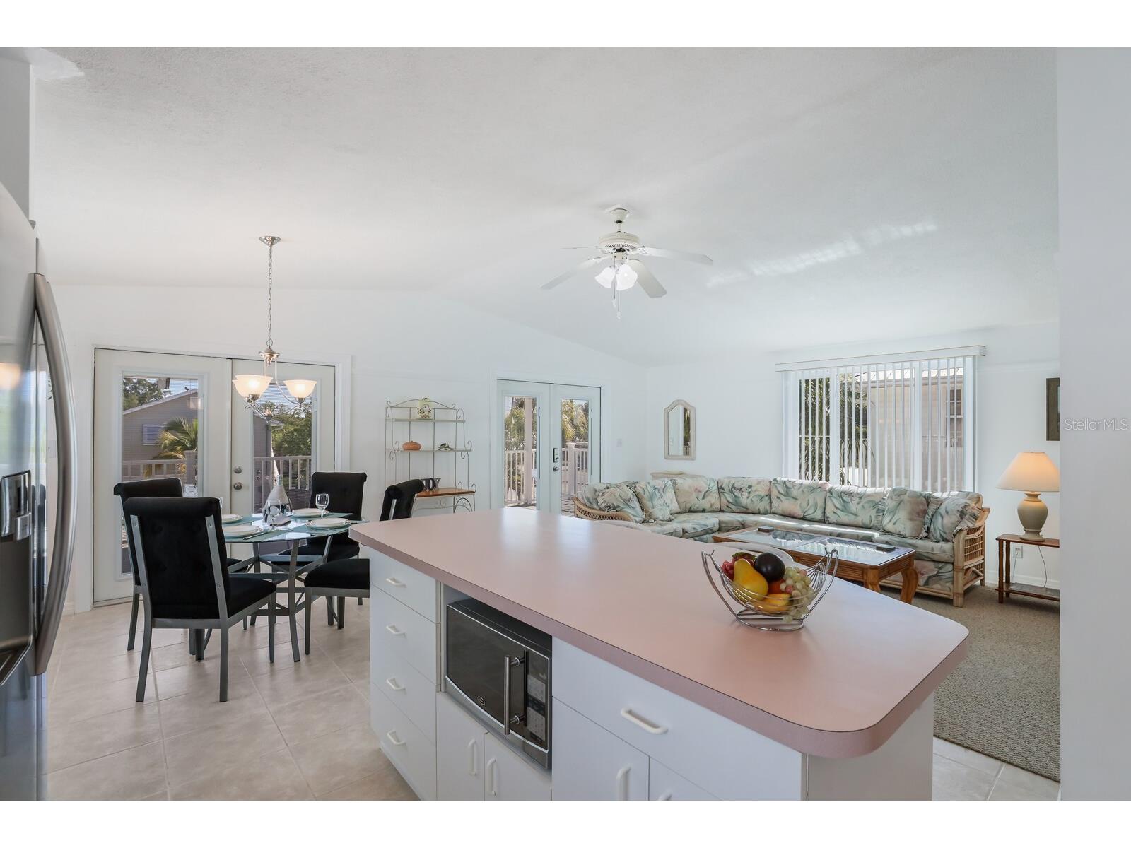 2804 Avenue C Holmes Beach FL 34217 A4699304 image11