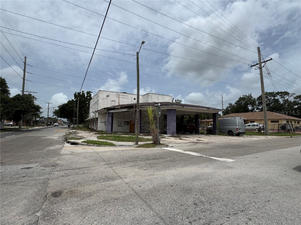 2804 E Columbus Drive Tampa FL 33605 TB8394093 image9