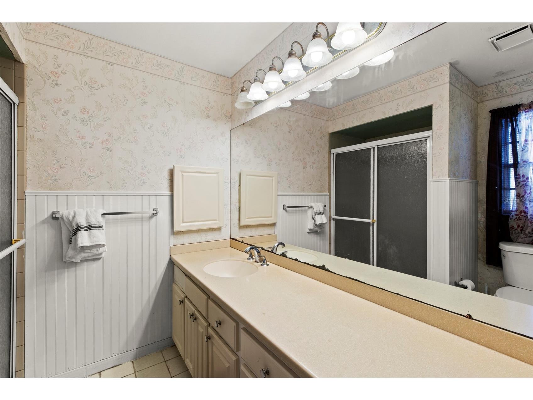 2804 W 27th Ave Dr Bradenton FL 34205 A4684143 image10