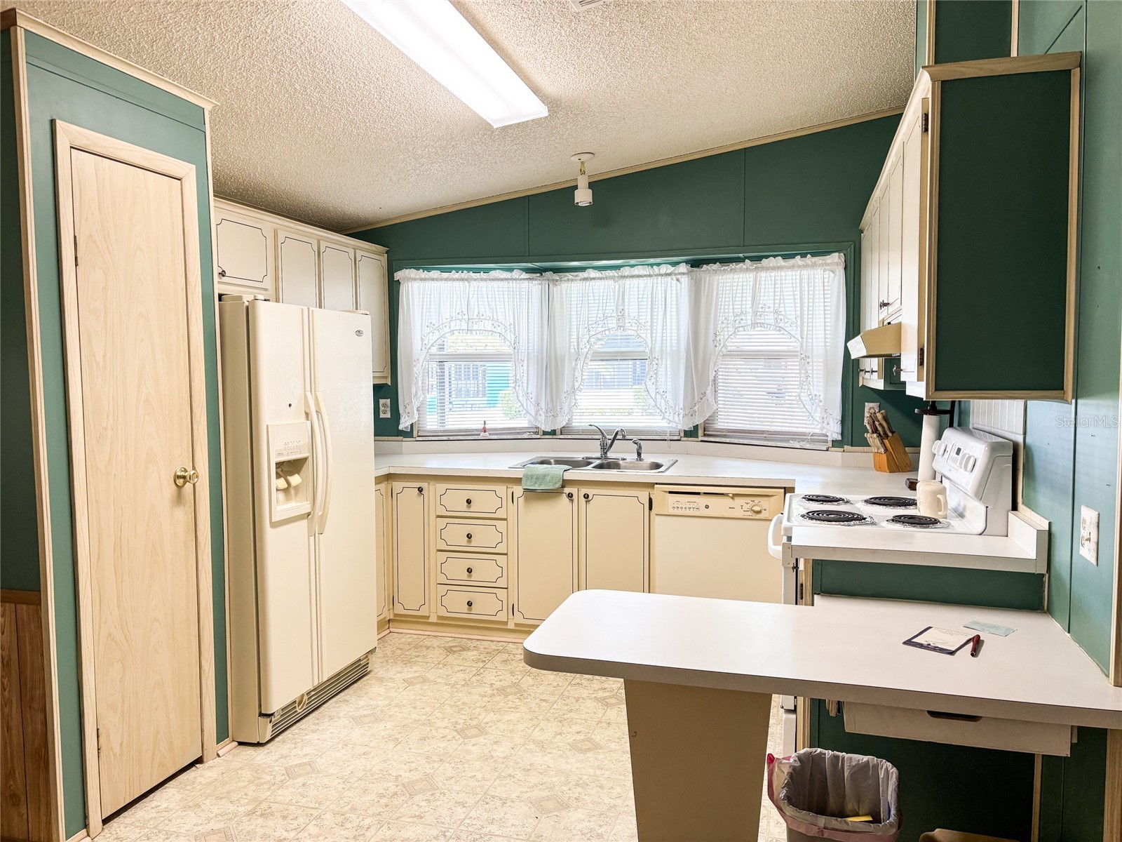 2804 Wekiva Road Tavares FL 32778 G5111636 image10