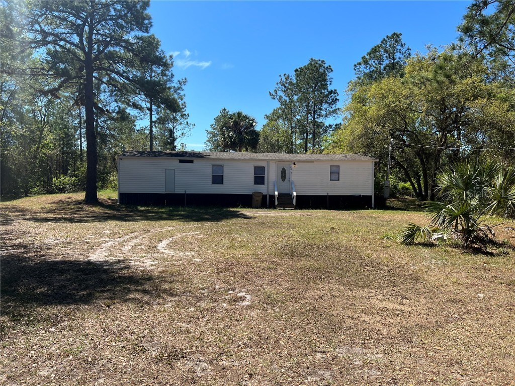 28040 Woodland Avenue Paisley FL 32767 V4929195 image1