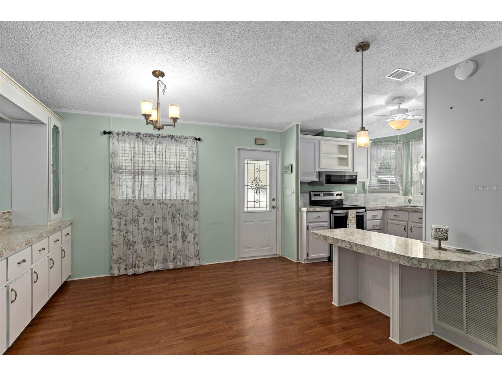 2805 Kingswood Circle Brooksville FL 34604 W7883401 image12