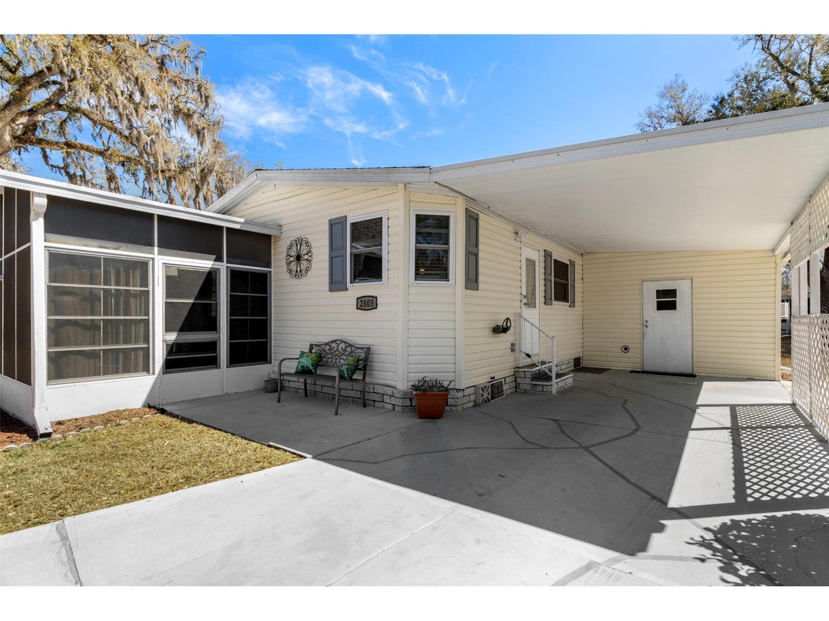 2805 Kingswood Circle Brooksville FL 34604 W7883401 image5