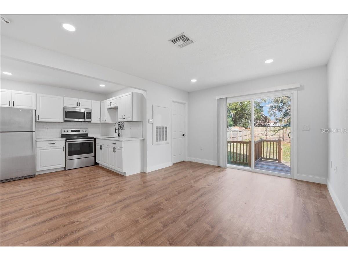 2805 Mayer Street Orlando FL 32806 O6386327 image2