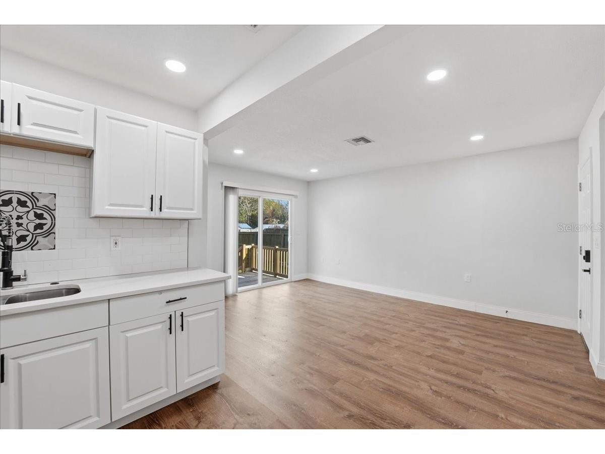 2805 Mayer Street Orlando FL 32806 O6386327 image4