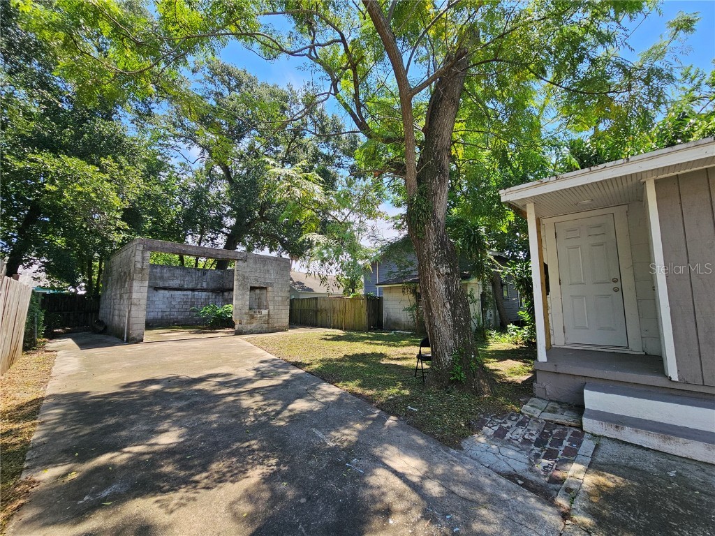 2805 N 9th St Tampa FL 33605 TB8416158 image15