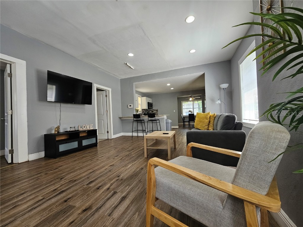 2805 N 9th St Tampa FL 33605 TB8416158 image4