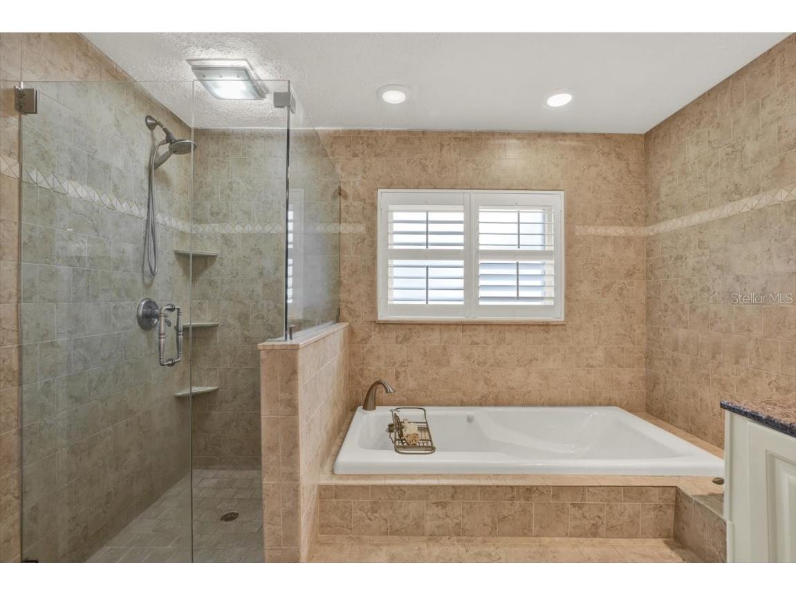 2806 Fairway View Drive Valrico FL 33596 TB8394982 image14