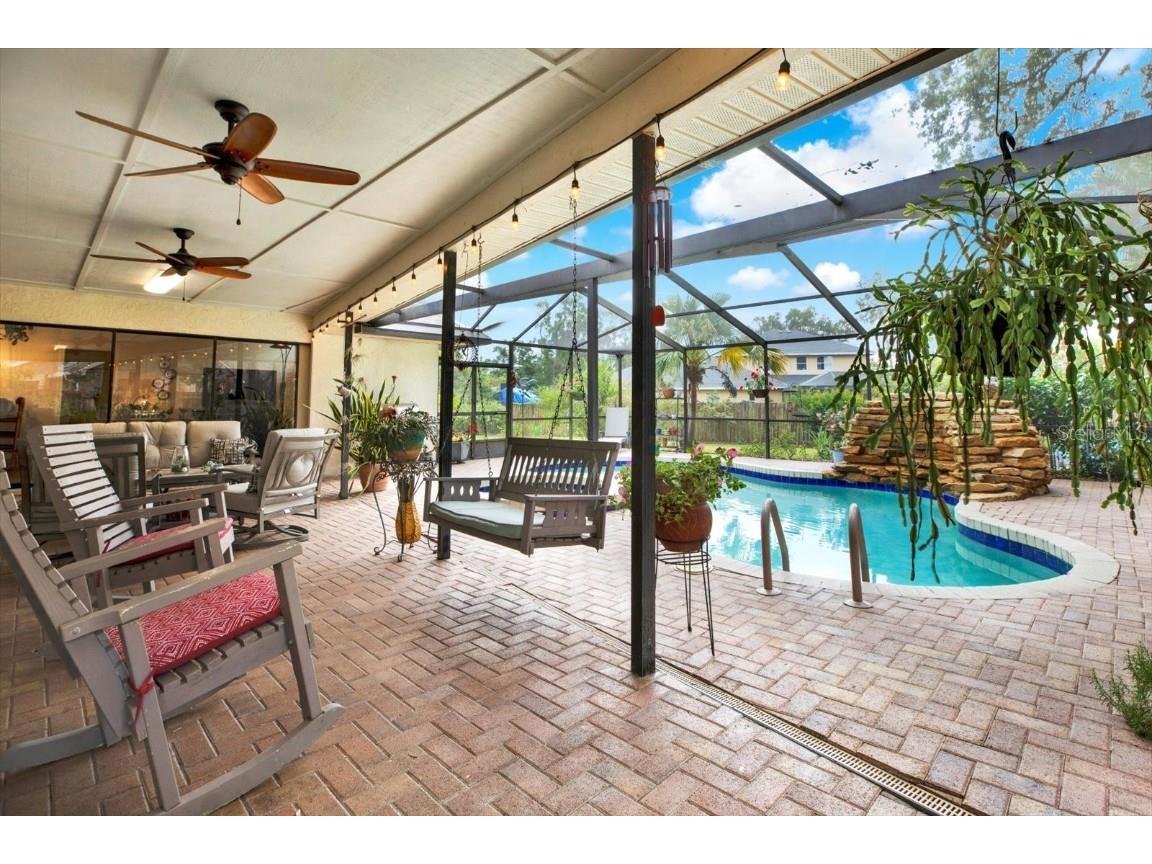 2806 Fairway View Drive Valrico FL 33596 TB8394982 image38