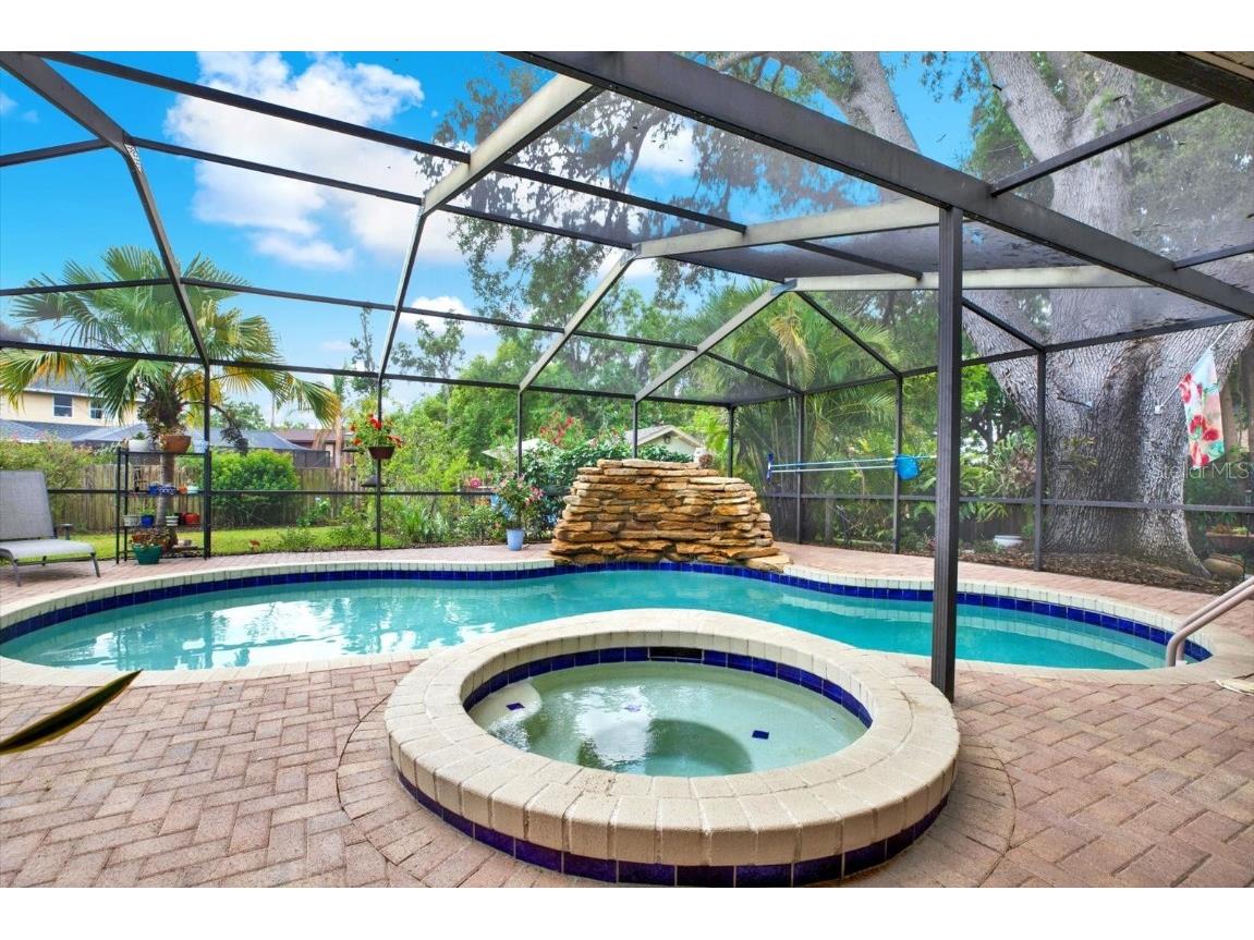 2806 Fairway View Drive Valrico FL 33596 TB8394982 image39