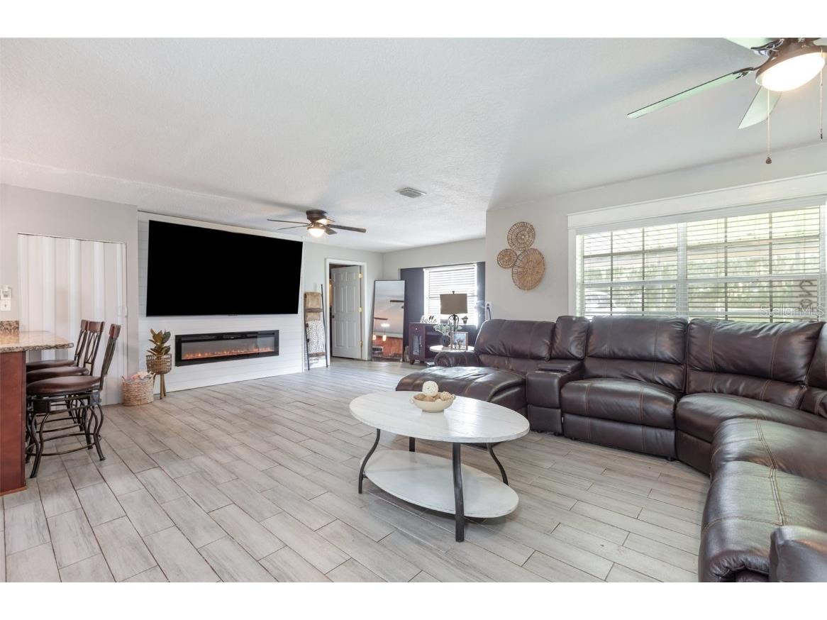 2806 Leaning Oak Lane Lithia FL 33547 TB8417106 image3