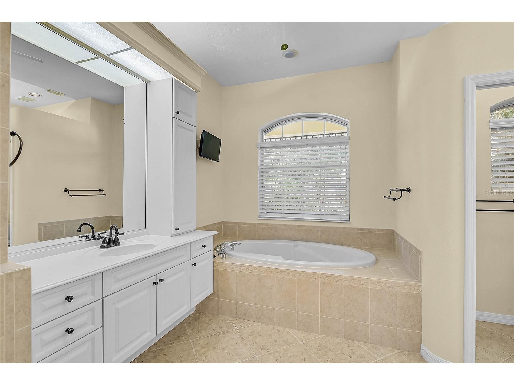 2806 Norwood Lane Venice FL 34292 - BLACKBURN CANAL A4693554 image23