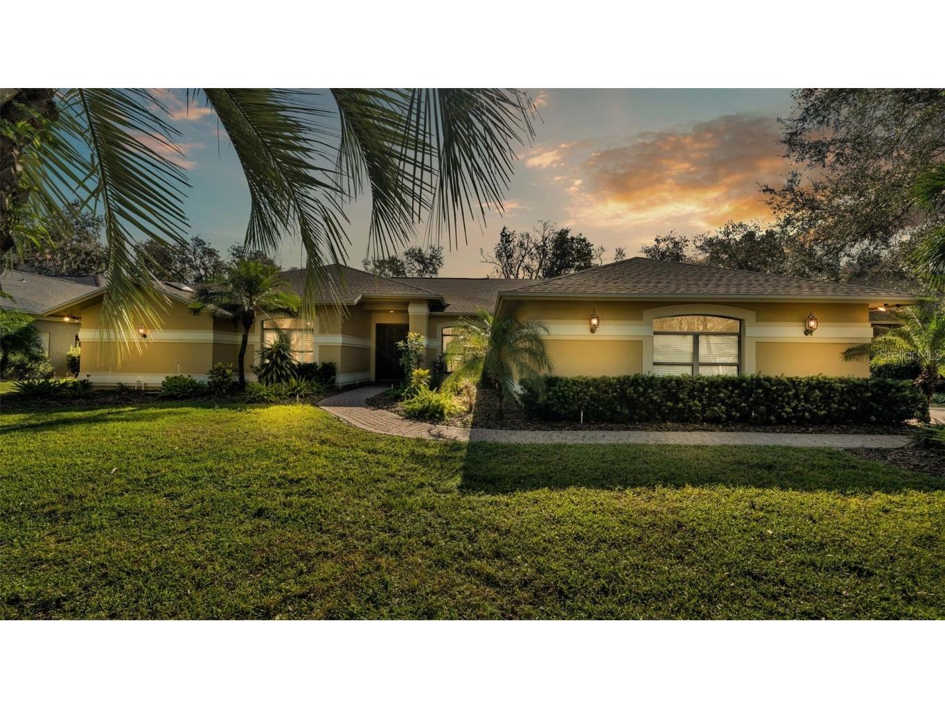 2806 Pine Club Drive Plant City FL 33566 L4947448 image1