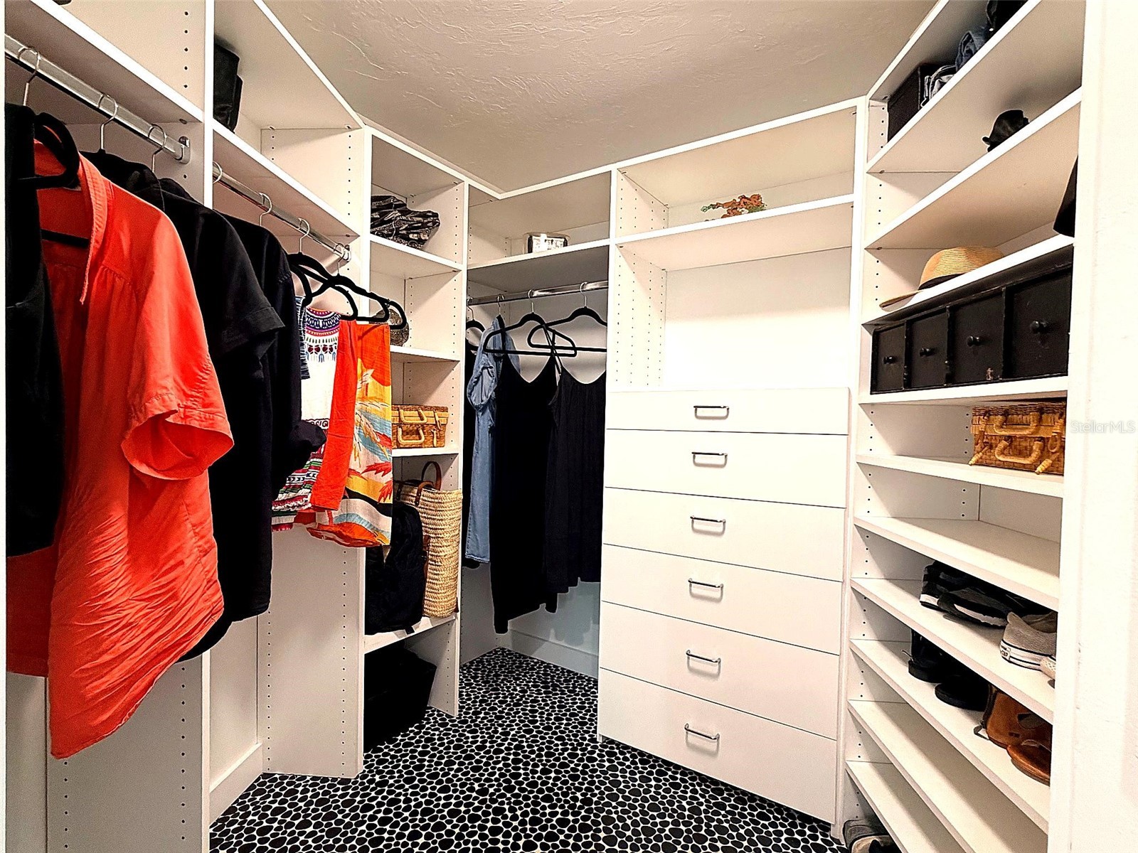 2806 Satsuma Drive Sarasota FL 34239 A4694084 image11