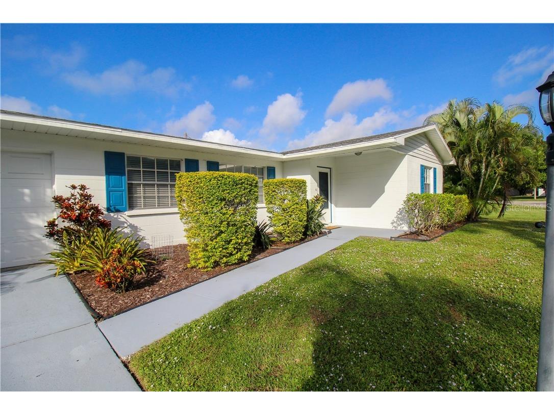 2806 Taunton Drive W Bradenton FL 34205 A4475105 image1