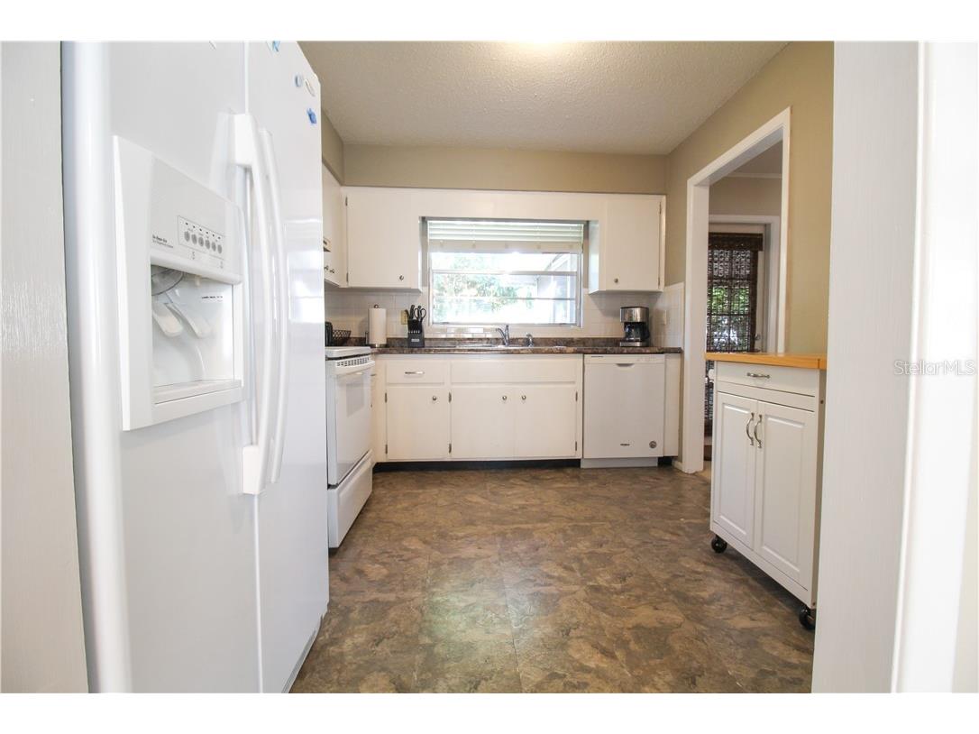 2806 Taunton Drive W Bradenton FL 34205 A4475105 image10