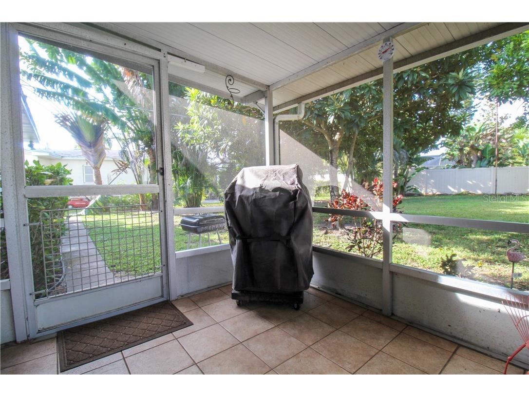 2806 Taunton Drive W Bradenton FL 34205 A4475105 image33