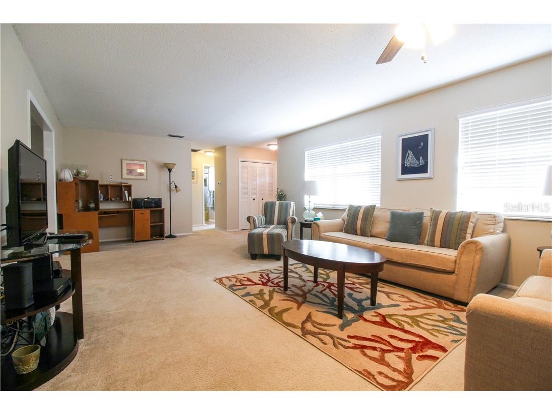 2806 Taunton Drive W Bradenton FL 34205 A4475105 image6