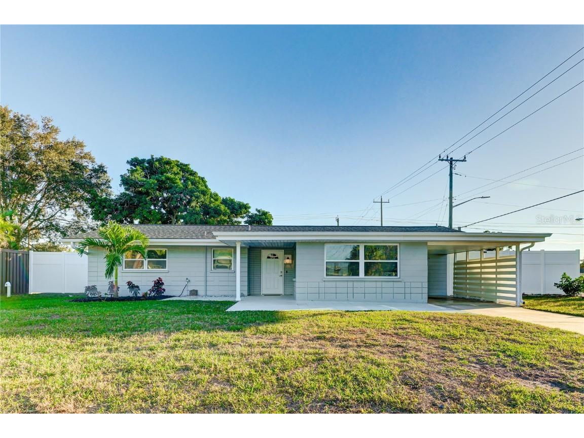 2806 Upper Tangelo Drive Sarasota FL 34239 A4589533 image1