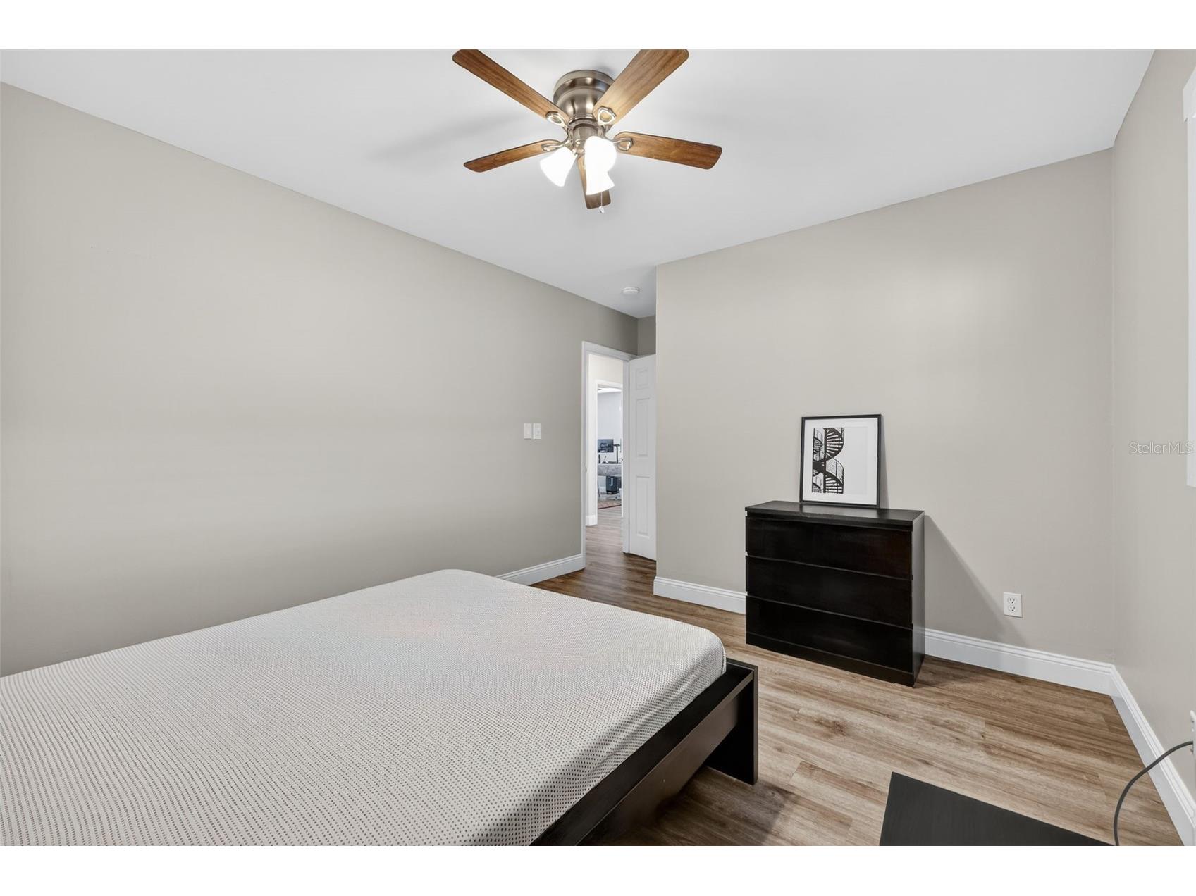 2806 Upper Tangelo Drive Sarasota FL 34239 A4687698 image16