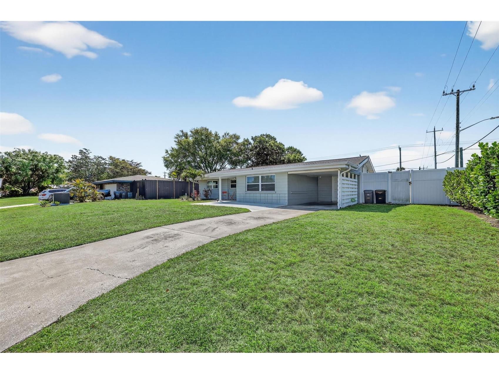 2806 Upper Tangelo Drive Sarasota FL 34239 A4687698 image4