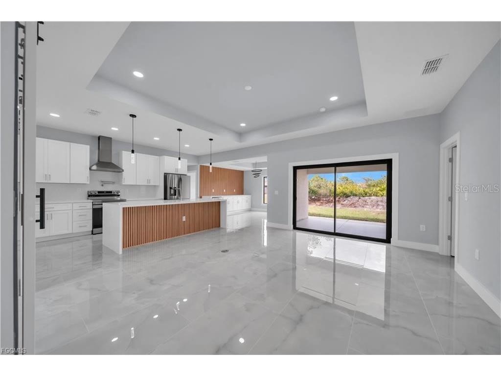 2806 Vera Avenue S Lehigh Acres FL 33976 A4688700 image3