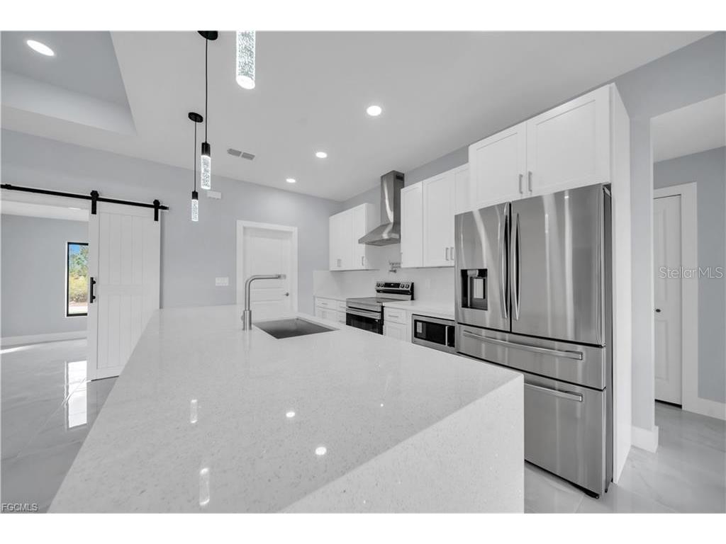 2806 Vera Avenue S Lehigh Acres FL 33976 A4688700 image8