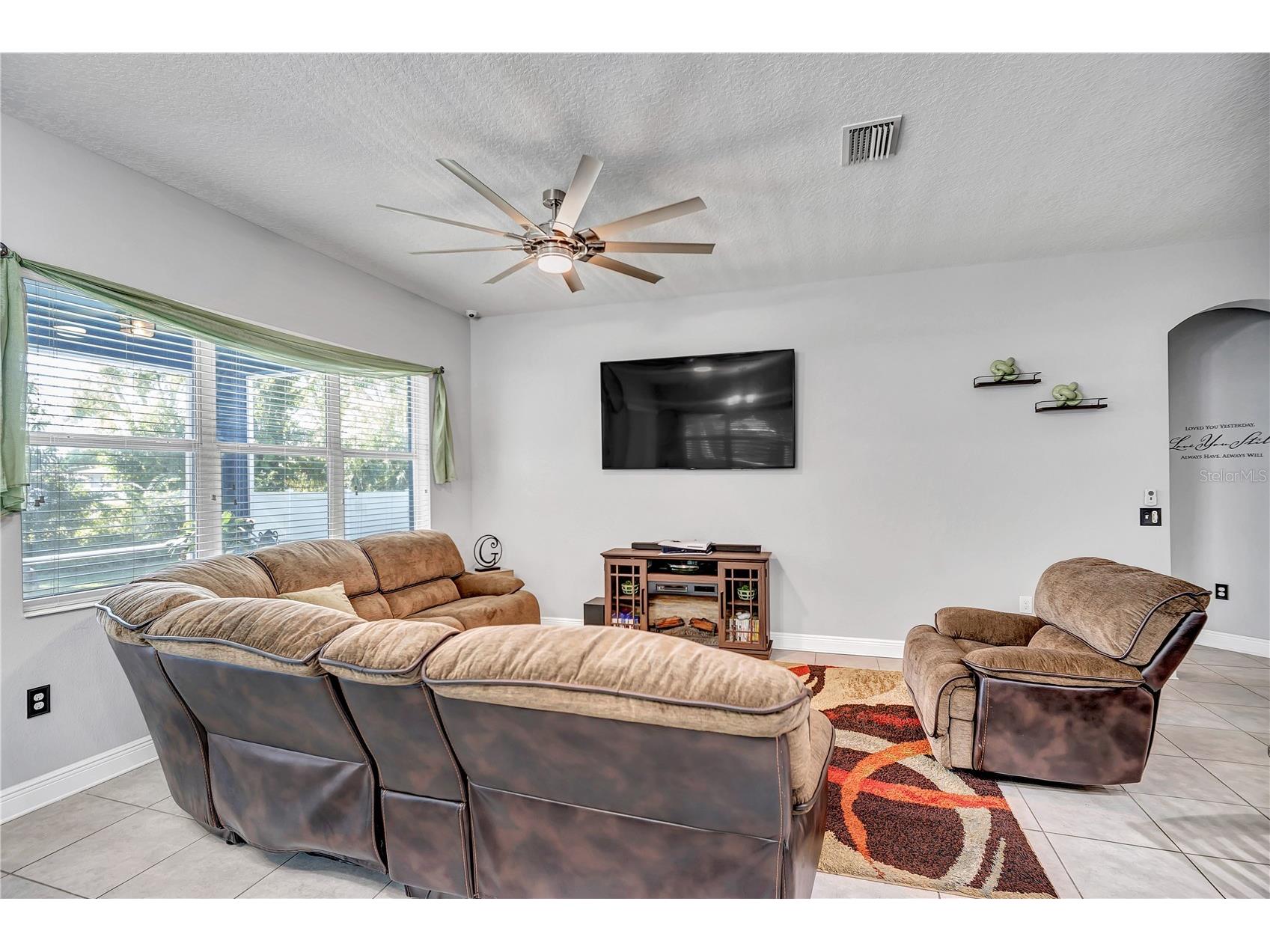 2806 W Saint Isabel Street Tampa FL 33607 TB8457113 image13