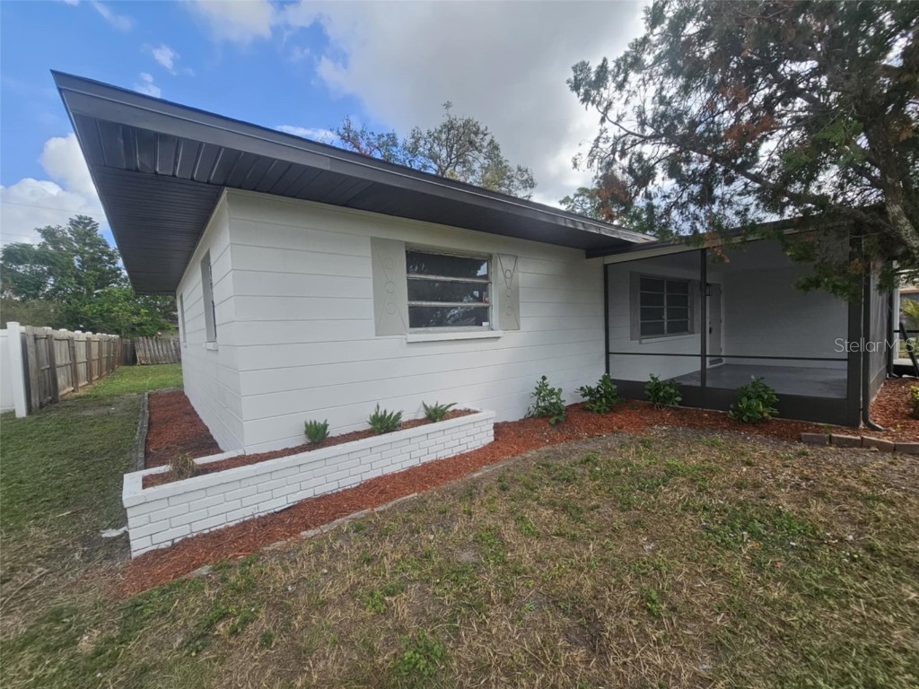 2807 3rd Street E Bradenton FL 34208 A4633679 image1