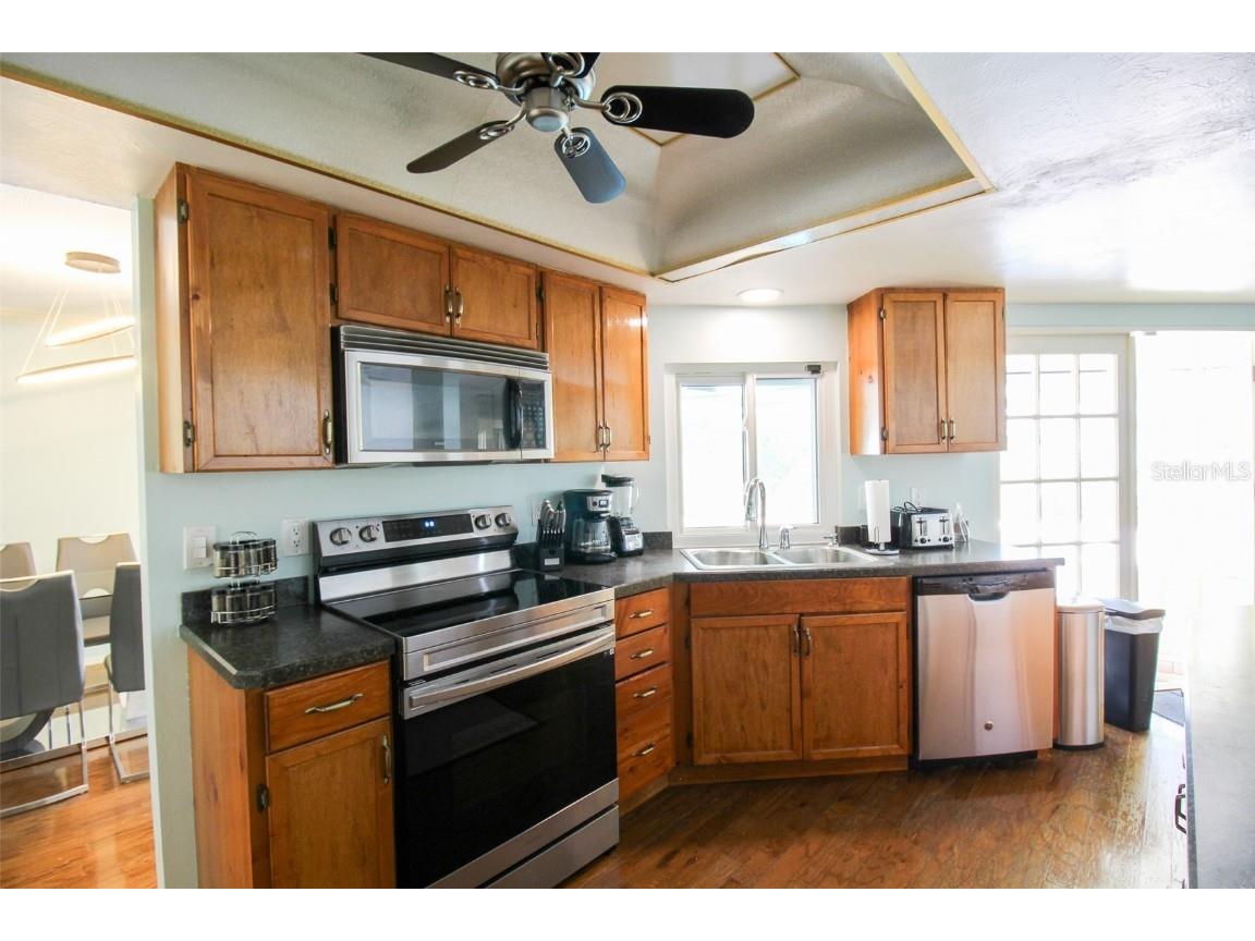 2807 67th Street W Bradenton FL 34209 A4586262 image20