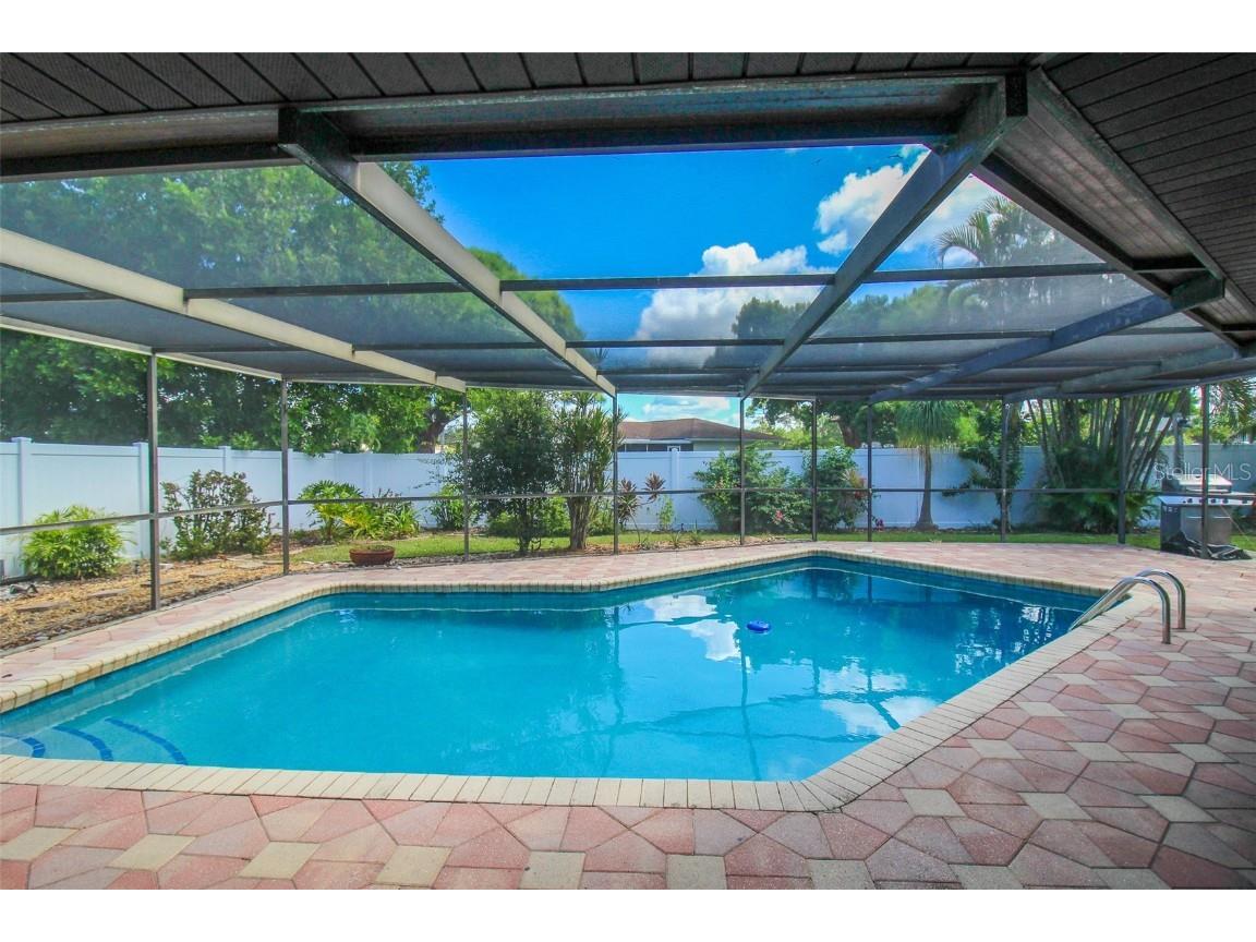 2807 67th Street W Bradenton FL 34209 A4586262 image37