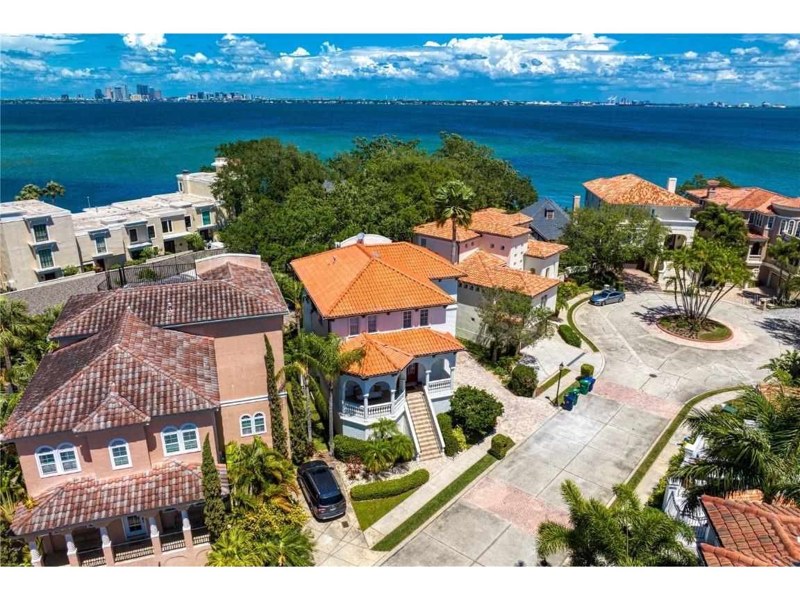 2807 Baypointe Circle Tampa FL 33611 T3439699 image1