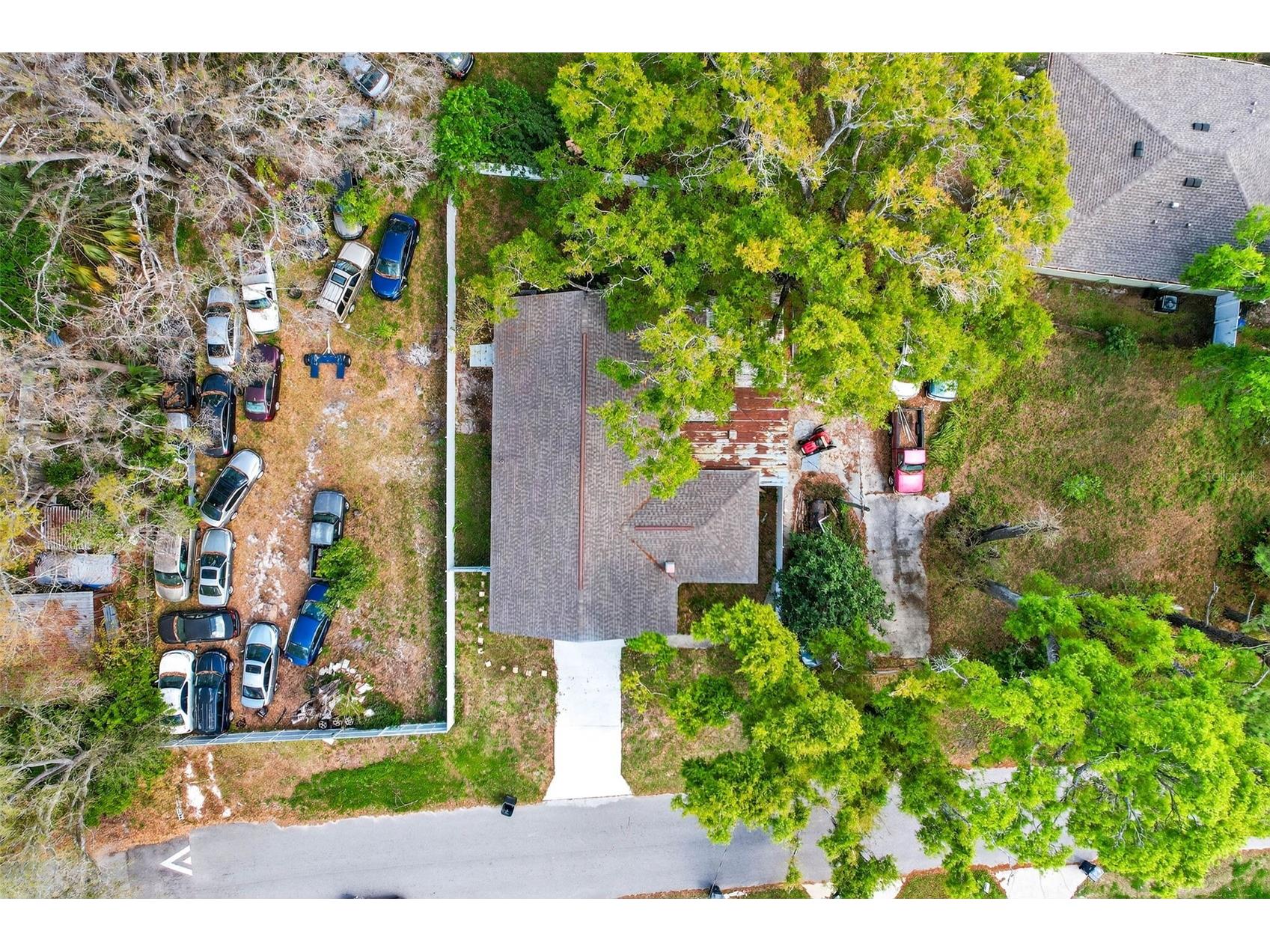 2807 Locicero Drive Tampa FL 33619 TB8482196 image1