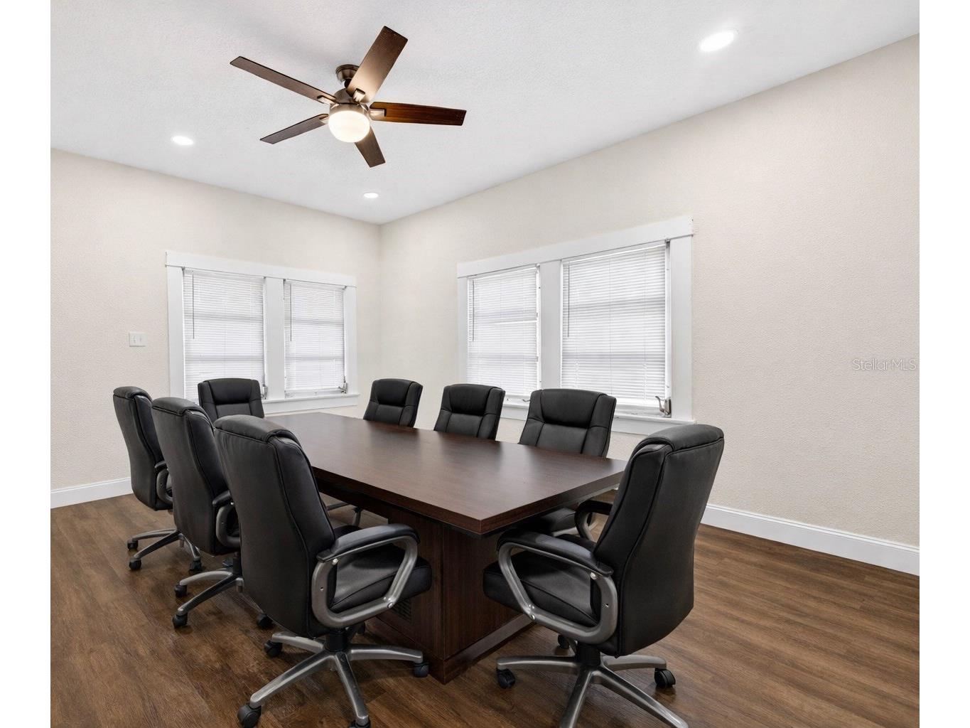 2807 Locicero Drive Tampa FL 33619 TB8482196 image20