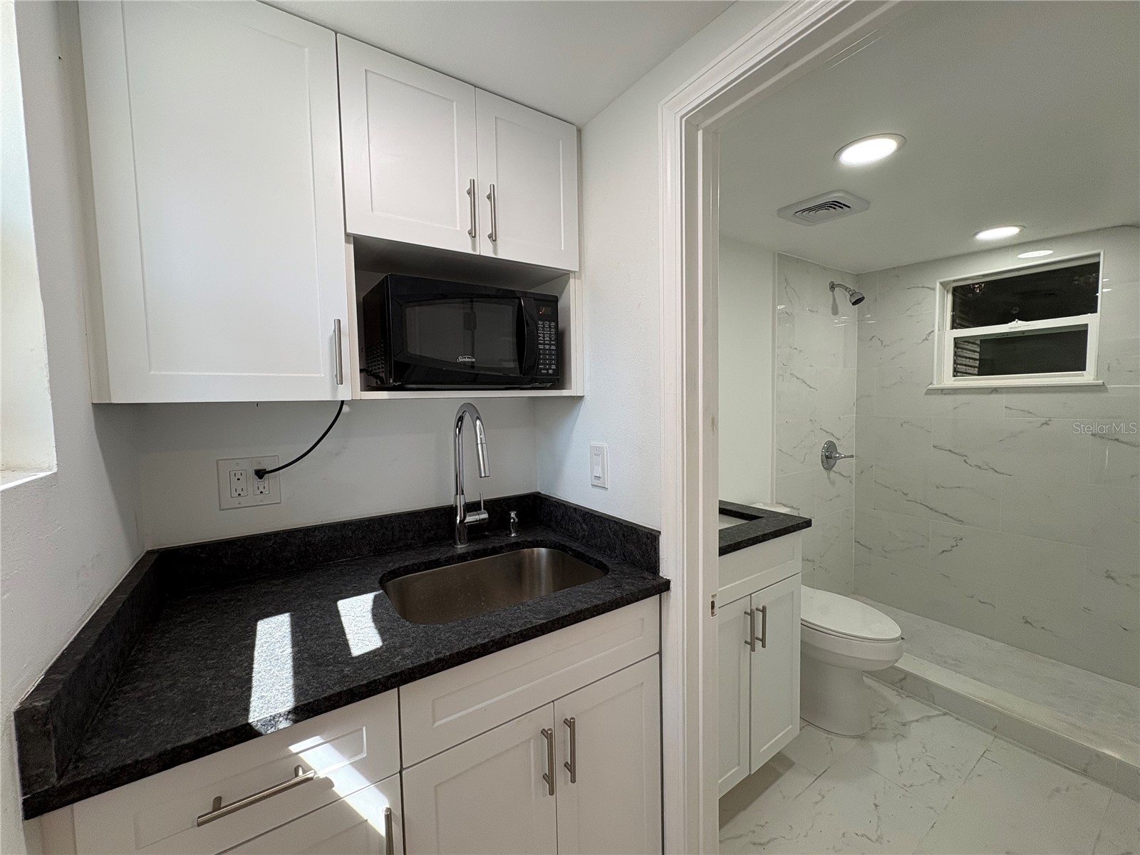 2807 Locicero Drive Tampa FL 33619 TB8482196 image26