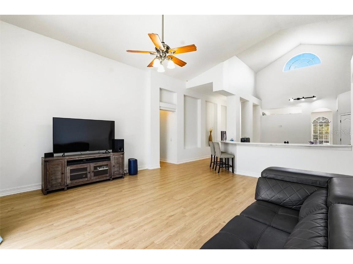 2807 Manning Drive Trinity FL 34655 TB8451221 image24