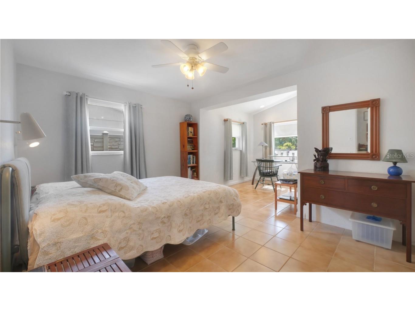 2807 Miriam Street S Gulfport FL 33711 TB8397558 image15