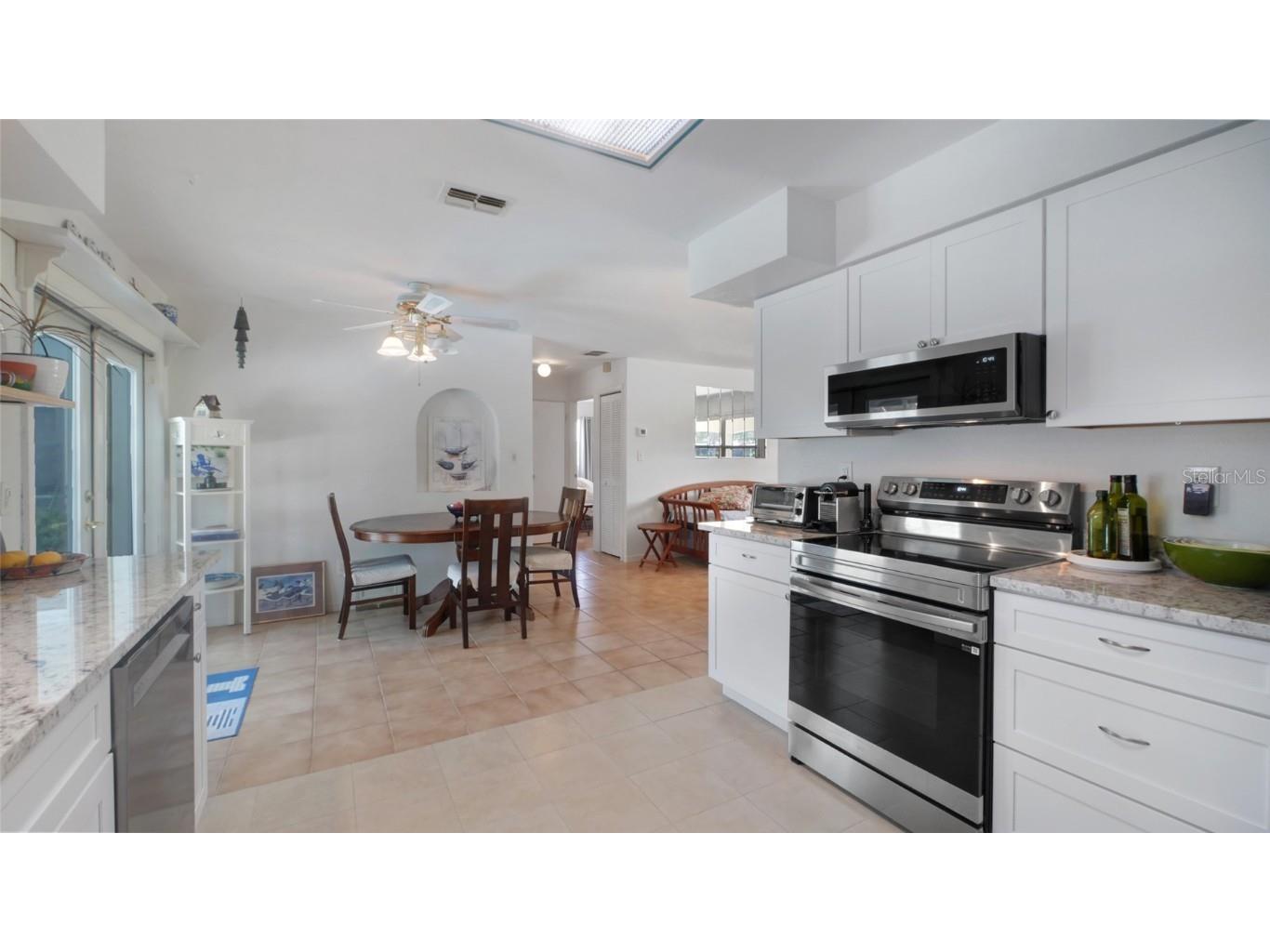 2807 Miriam Street S Gulfport FL 33711 TB8397558 image9
