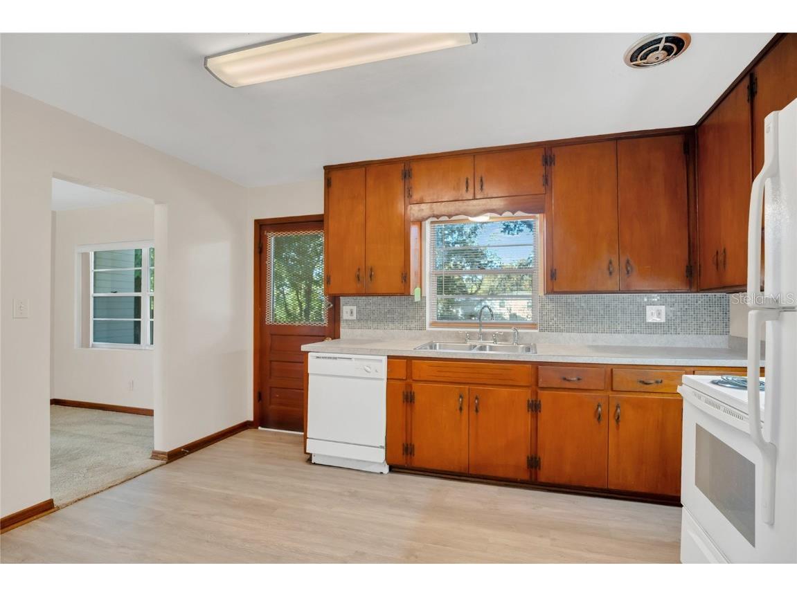 2807 Nancy Street Orlando FL 32806 - LAKE UNDERHILL O6357870 image11