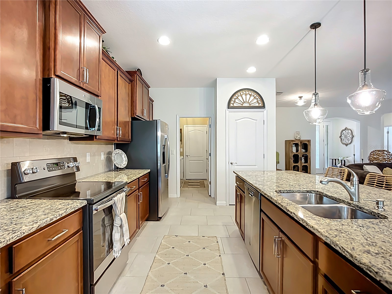 2807 Oriole Drive Sarasota FL 34243 A4658208 image12