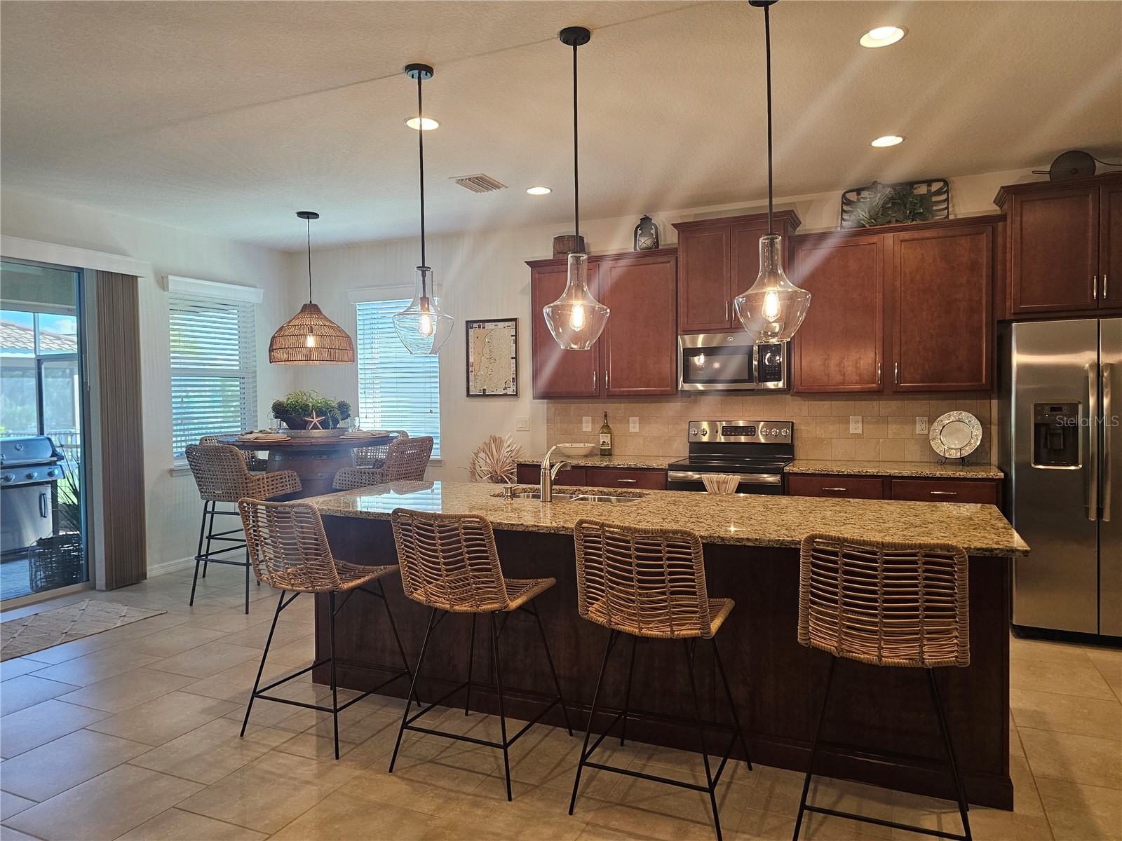 2807 Oriole Drive Sarasota FL 34243 A4658208 image15